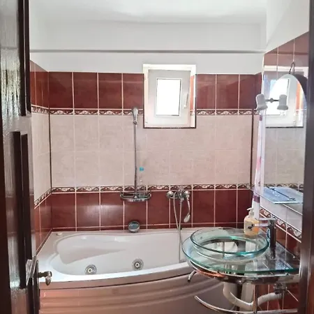 Anastasia Apartament 3 Camere Ramnicu Valcea Exterior photo