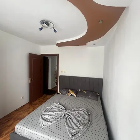 Anastasia Apartament 3 Camere Ramnicu Valcea Exterior photo